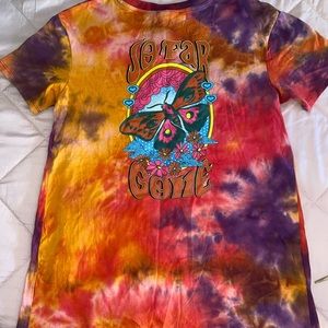 Zumiez reversible graphic tee